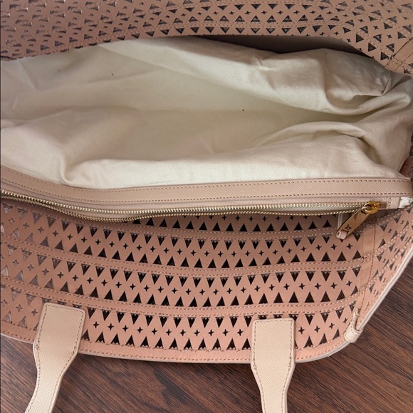 Via Spiga Tan Cutout Satchel - Picture 8 of 13